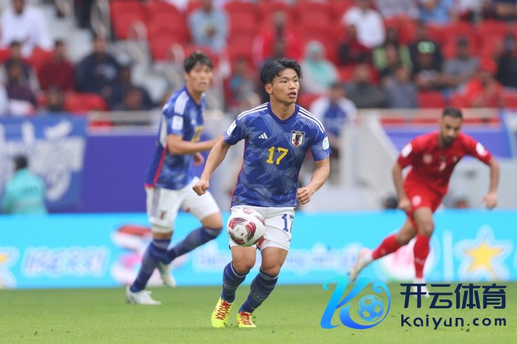 旗头怜央：在场上要阅读比赛作念好传接球 勉力送助攻或要津传球