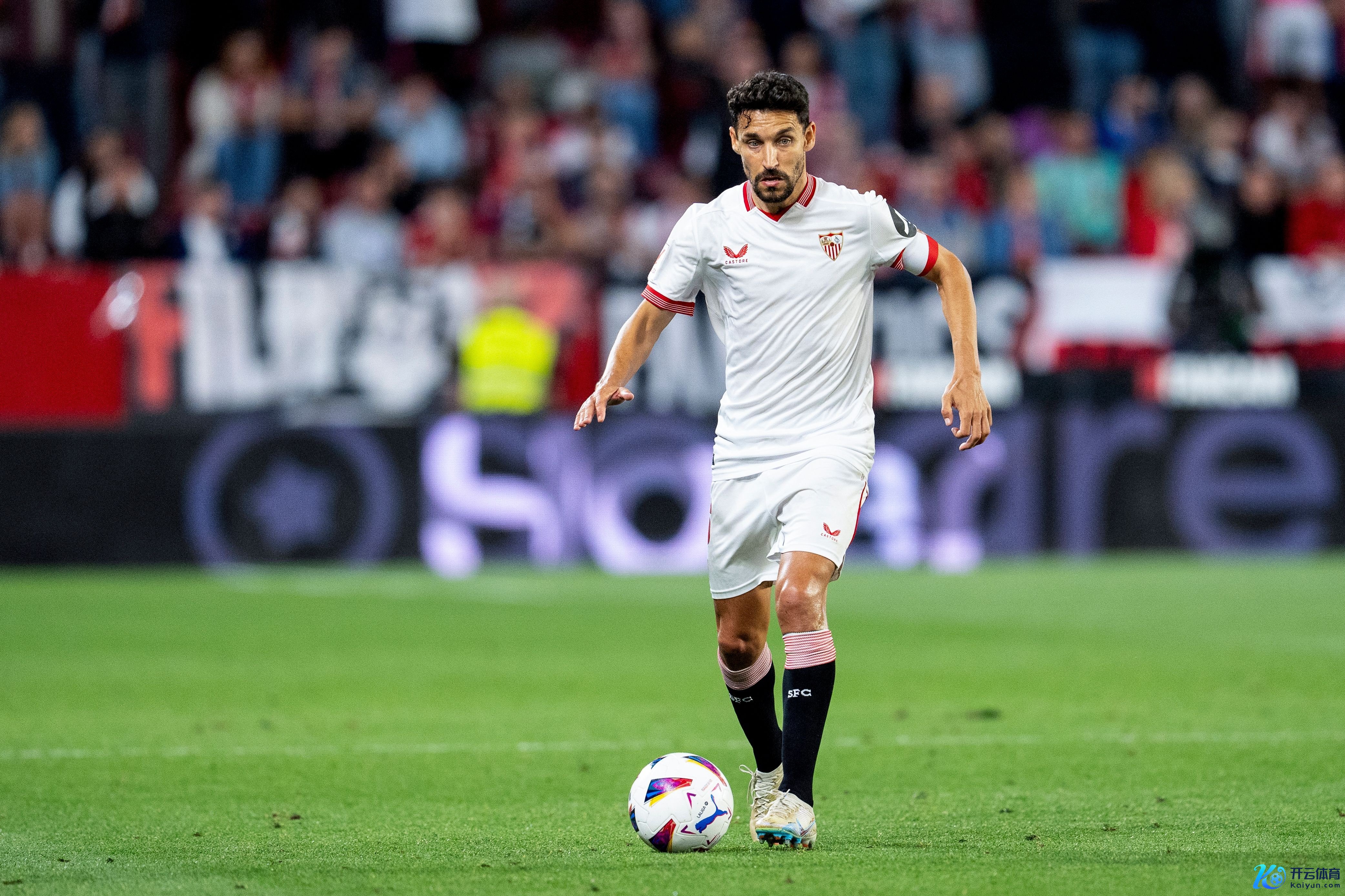 下月挂靴!纳瓦斯:这时刻终于驾临体育集锦,不知能否顺应莫得足球的日子